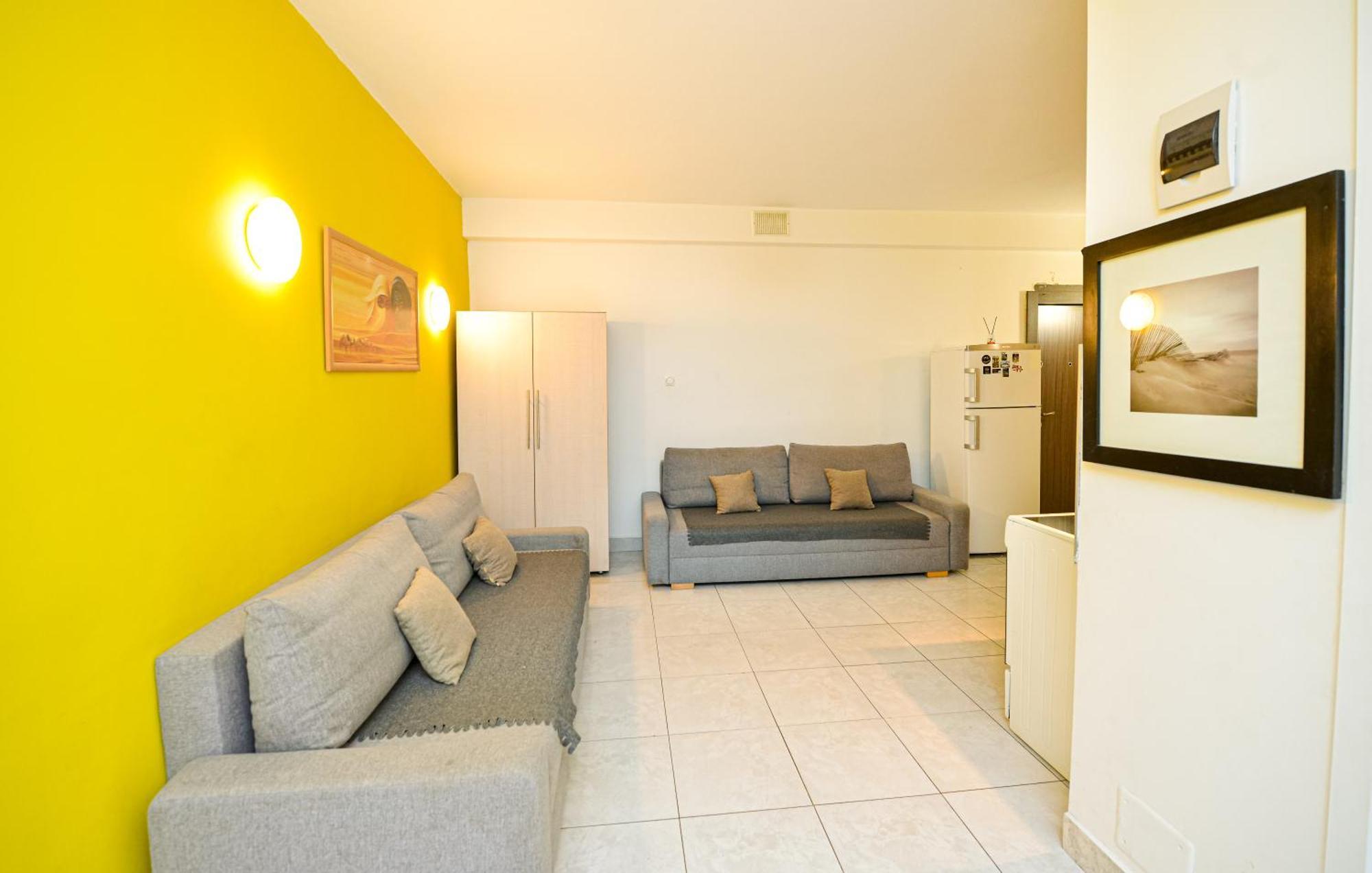 The Lincoln Suites - Central Shabbat Friendly Apartments Bukarest Eksteriør billede